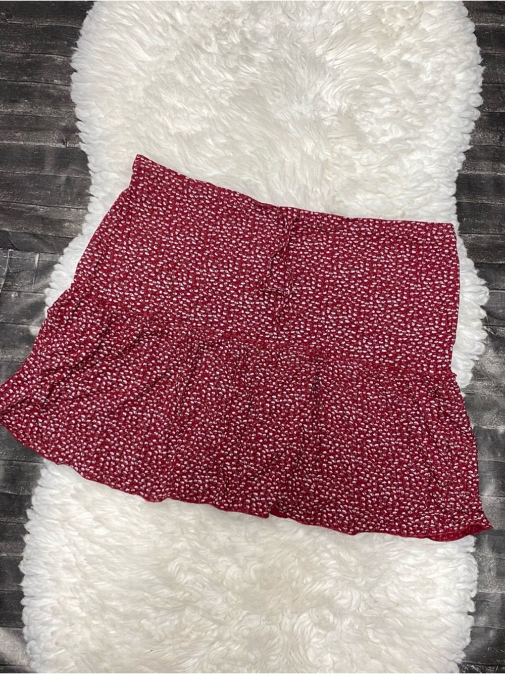 BRANDY MELVILLE RED MICROFLORAL MINI SKIRT Y2K MILKMAID COQUETTE FEMININE
